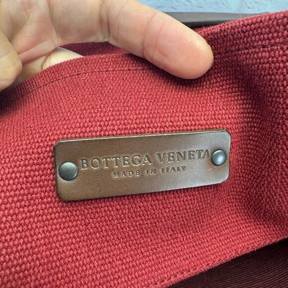 Bottega Veneta Large Red Canvas Chain Tote - Picture 9 of 11